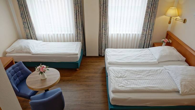 Imagen de la habitación del Hotel Opal, Laatzen. Foto 15