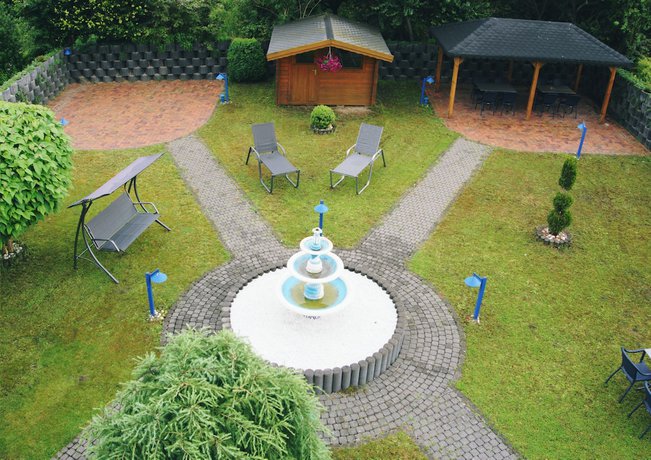 Imagen de los exteriores del Hotel Opal, Laatzen. Foto 17