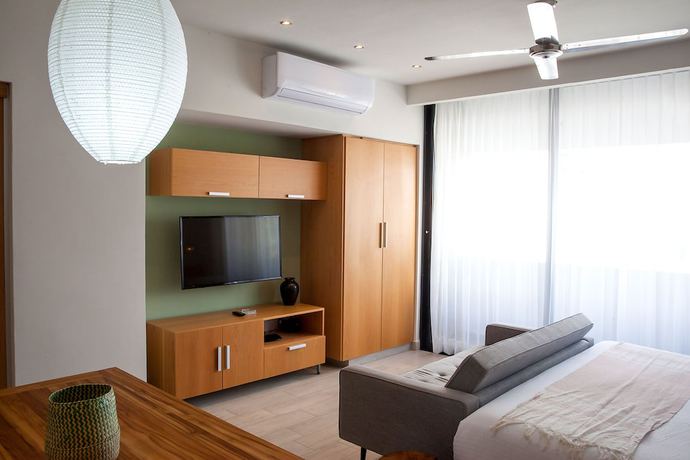 Imagen de la habitación del Hotel Opal Suites. Foto 10