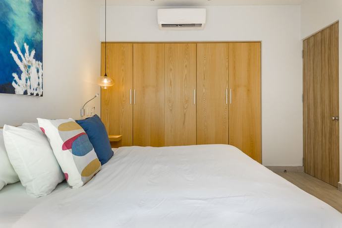 Imagen de la habitación del Hotel Opal Suites. Foto 12