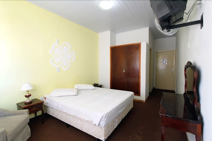 Imagen de la habitación del Hotel Opala. Foto 15