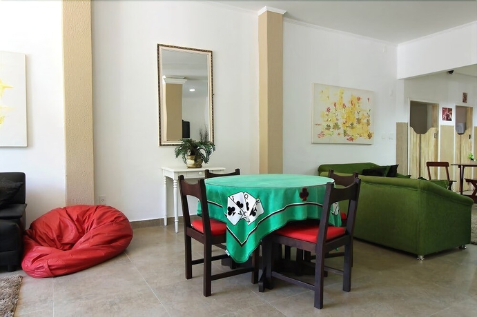 Imagen de los interiores del Hotel Opala. Foto 17