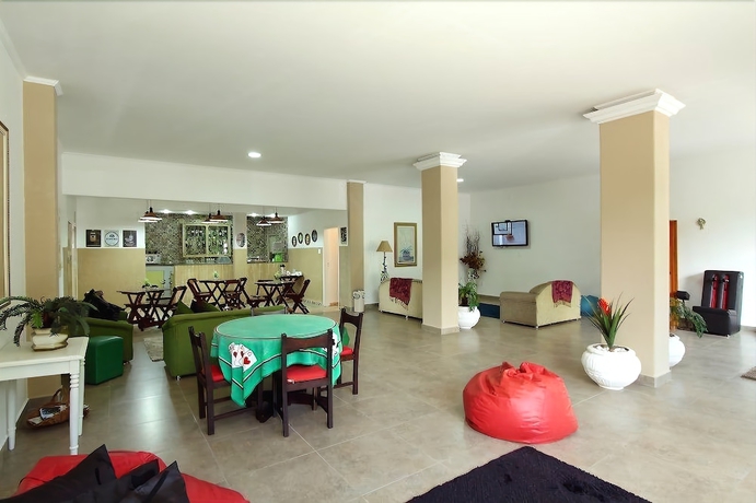 Imagen de los interiores del Hotel Opala. Foto 18