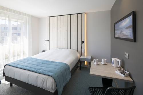 Imagen de la habitación del Hotel Opéralia Les Pins. Foto 6