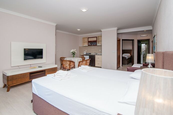 Imagen de la habitación del Hotel Open Sea Luxury Apartments. Foto 13