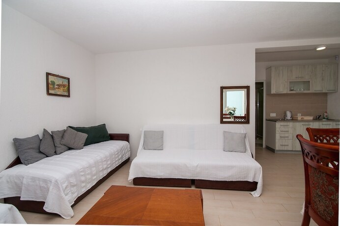Imagen de la habitación del Hotel Open Sea Luxury Apartments. Foto 14