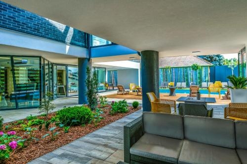 Imagen general del Hotel Open Szentes. Foto 2