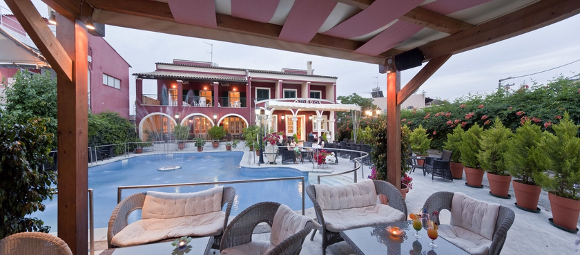 Imagen de los exteriores del Hotel Opera Blue. Foto 10