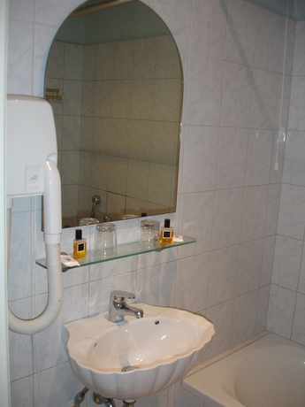 Imagen de la habitación del Hotel Opera Blue. Foto 7