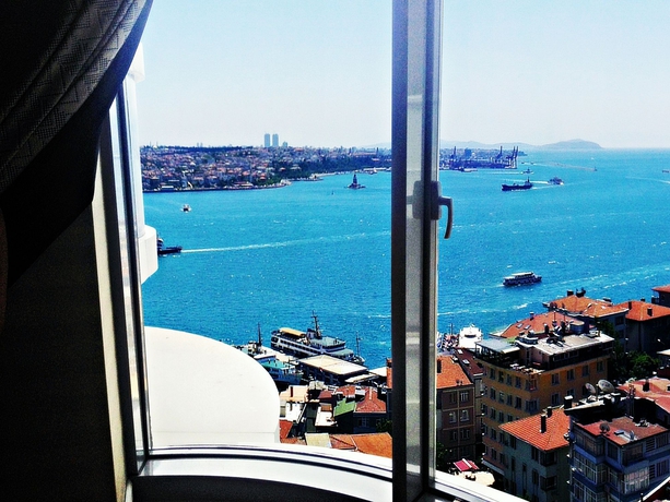 Imagen de la habitación del Hotel Opera Bosphorus. Foto 11