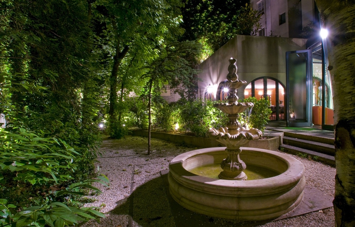 Imagen general del Hotel Opera Cadet. Foto 1