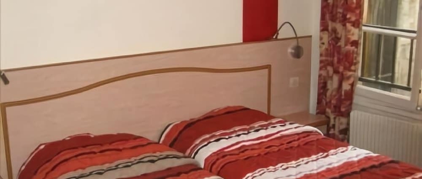 Imagen de la habitación del Hotel Opera Dieppe. Foto 7