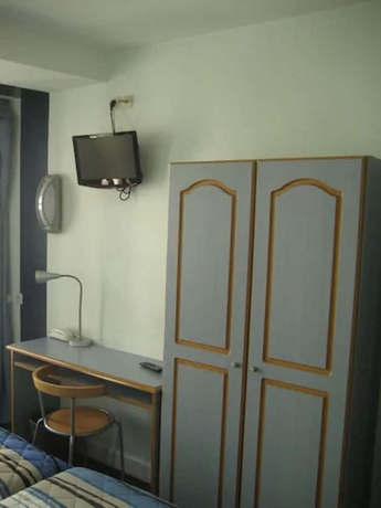 Imagen de la habitación del Hotel Opera Dieppe. Foto 10