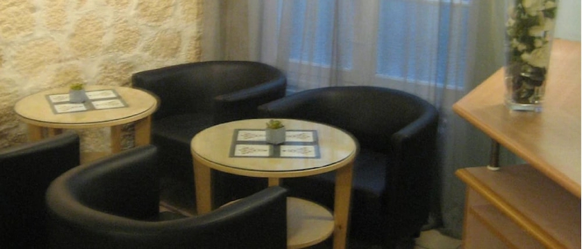 Imagen de los interiores del Hotel Opera Dieppe. Foto 15