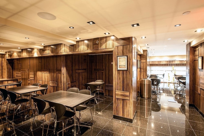 Imagen del bar/restaurante del Hotel Opera House. Foto 2