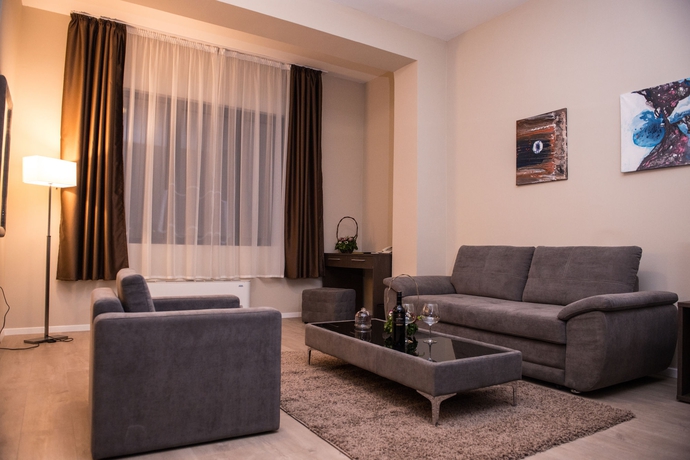 Imagen de los interiores del Hotel Opera House, SKOPJE. Foto 10