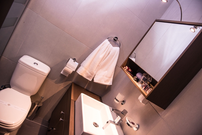Imagen de la habitación del Hotel Opera House, SKOPJE. Foto 6