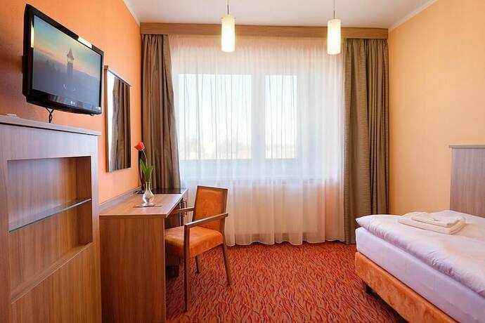 Imagen de la habitación del Hotel Opera, Jaroměřice nad Rokytnou. Foto 16
