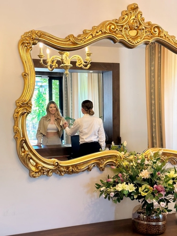 Imagen de los interiores del Hotel Opera Jaz. Foto 19