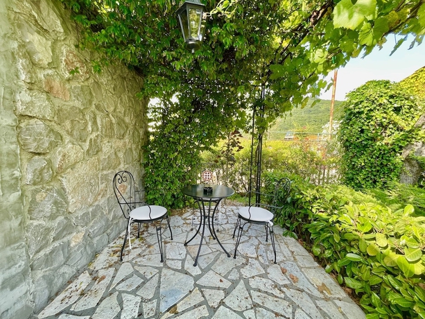 Imagen de la habitación del Hotel Opera Jaz. Foto 13