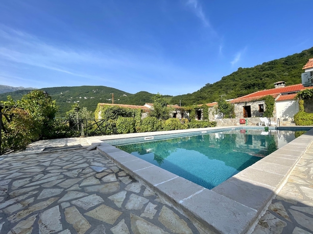 Imagen de la habitación del Hotel Opera Jaz. Foto 16