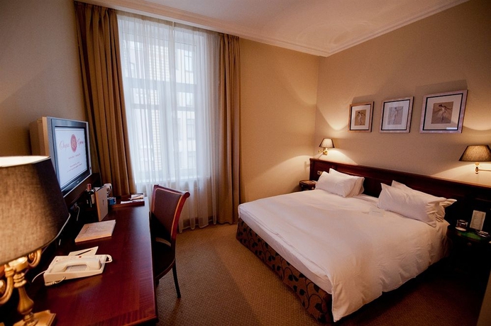 Imagen de la habitación del Hotel Opera, Kiev. Foto 4