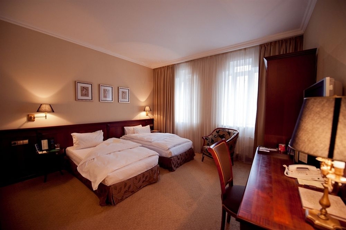 Imagen de la habitación del Hotel Opera, Kiev. Foto 5