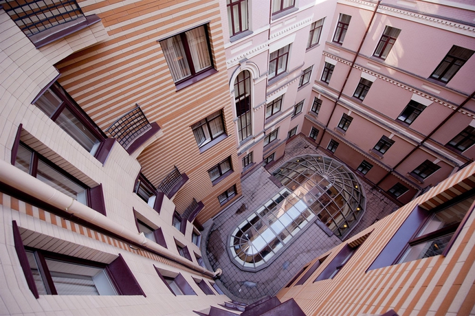 Imagen de los interiores del Hotel Opera, Kiev. Foto 15