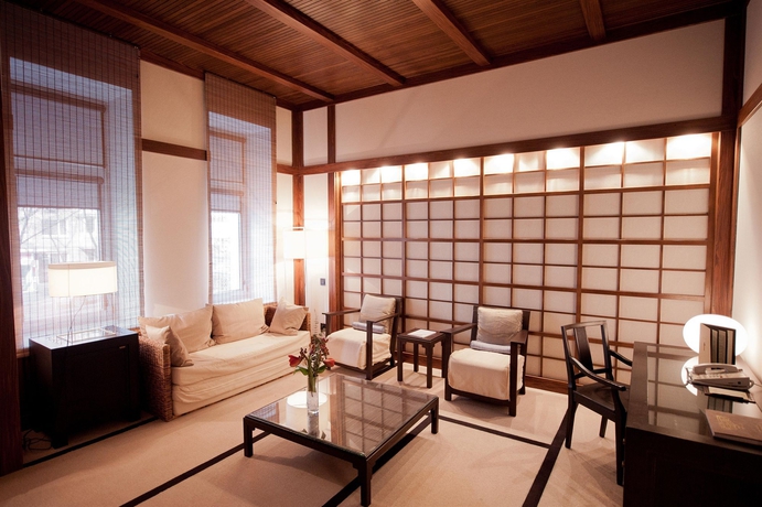 Imagen de la habitación del Hotel Opera, Kiev. Foto 7