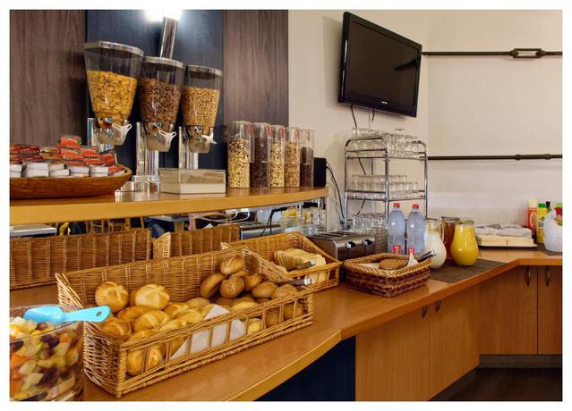 Imagen del bar/restaurante del Hotel Opera K&ouml;ln. Foto 4