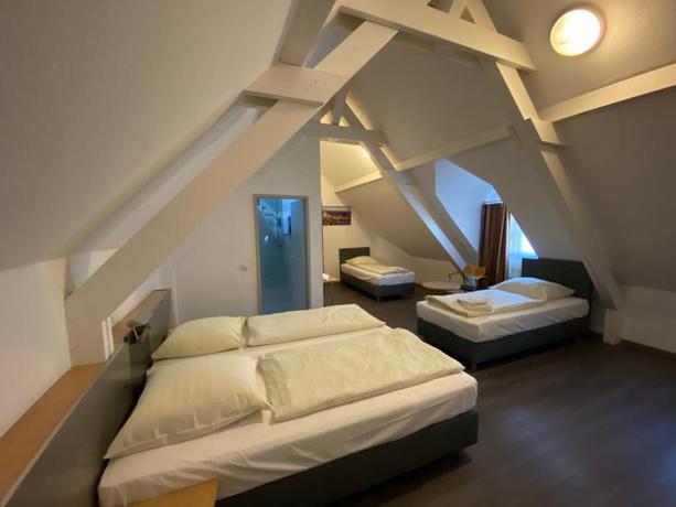 Imagen de la habitación del Hotel Opera K&ouml;ln. Foto 13