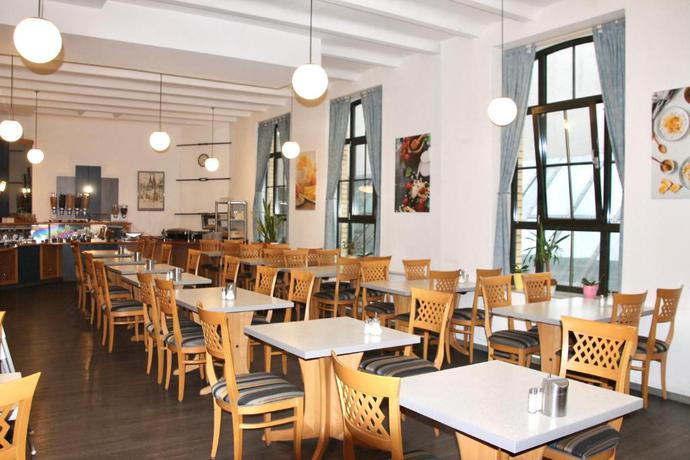 Imagen del bar/restaurante del Hotel Opera K&ouml;ln. Foto 6