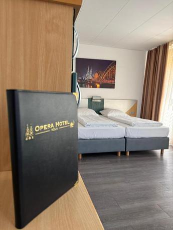 Imagen de la habitación del Hotel Opera K&ouml;ln. Foto 18