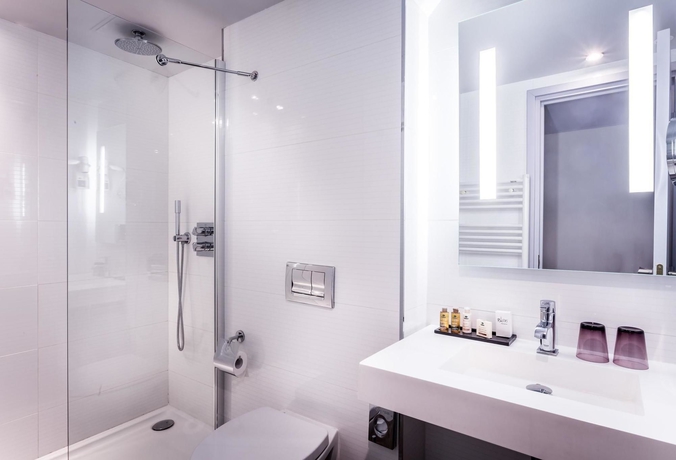 Imagen de la habitación del Hotel Opera Marigny. Foto 7