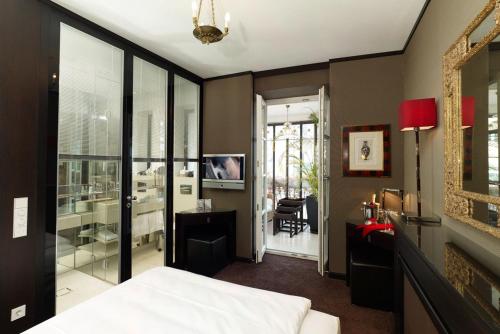 Imagen de los interiores del Hotel Opera, Munich. Foto 10
