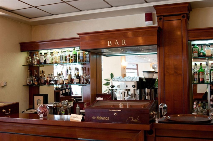 Imagen del bar/restaurante del Hotel Opera Plaza, Cluj-Napoca . Foto 2