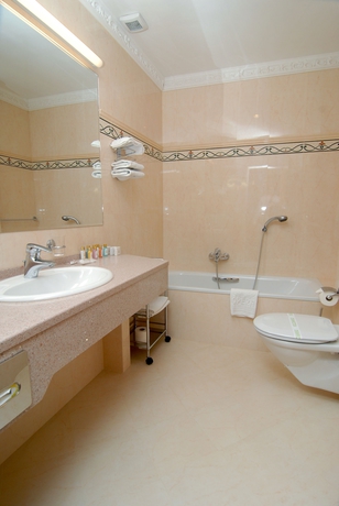 Imagen de la habitación del Hotel Opera, Praga. Foto 4