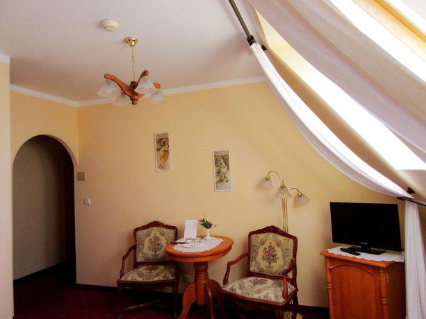 Imagen de la habitación del Hotel Opera, Praga. Foto 11