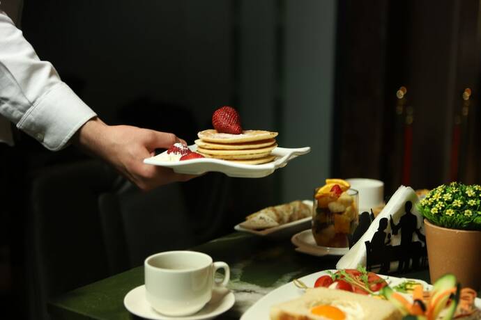 Imagen general del Hotel Opera, Pristina. Foto 10