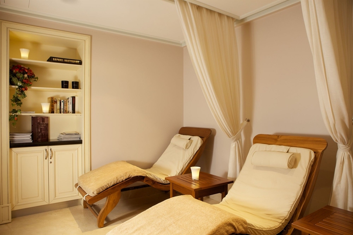 Imagen de la piscina del Hotel Opera, Riga. Foto 15