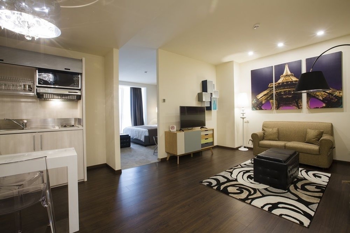 Imagen de la habitación del Hotel Opera Suite. Foto 7