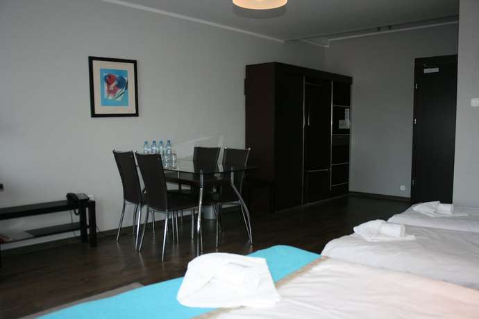 Imagen de la habitación del Hotel Opera, Tarnowskie Gory. Foto 6