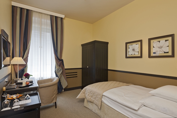 Imagen de los interiores del Hotel Opera Zurich. Foto 13