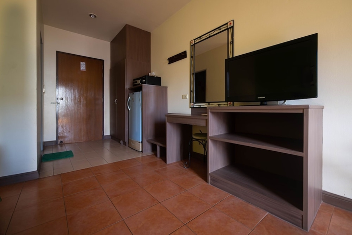 Imagen de la habitación del Hotel Opey De Place, PATTAYA BEACH. Foto 3
