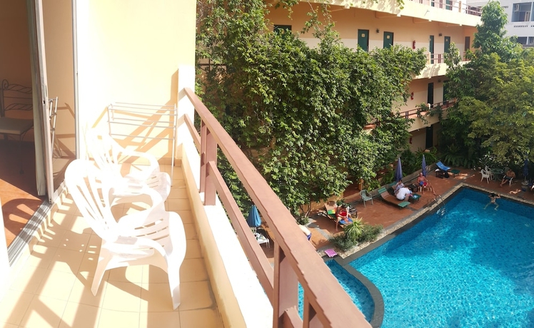 Imagen de la habitación del Hotel Opey De Place, PATTAYA BEACH. Foto 9