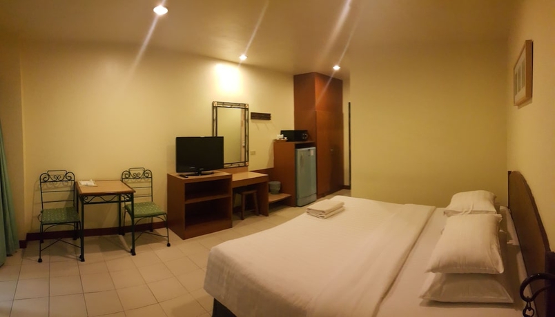 Imagen de la habitación del Hotel Opey De Place, PATTAYA BEACH. Foto 11