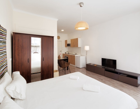 Imagen de la habitación del Hotel Oporto Entreparedes. Foto 10