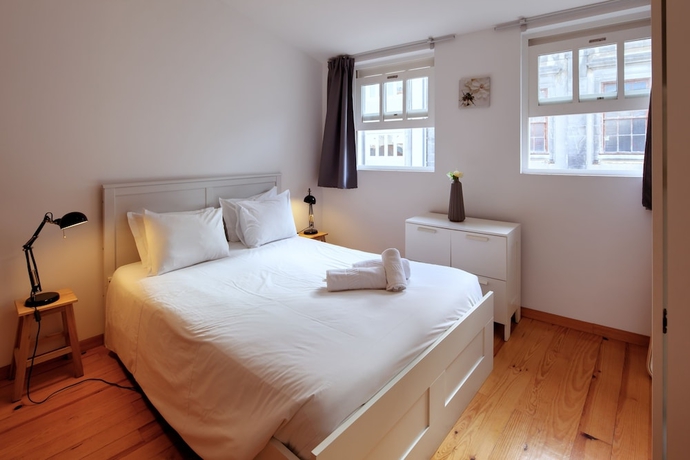 Imagen de la habitación del Hotel Oporto Entreparedes. Foto 12