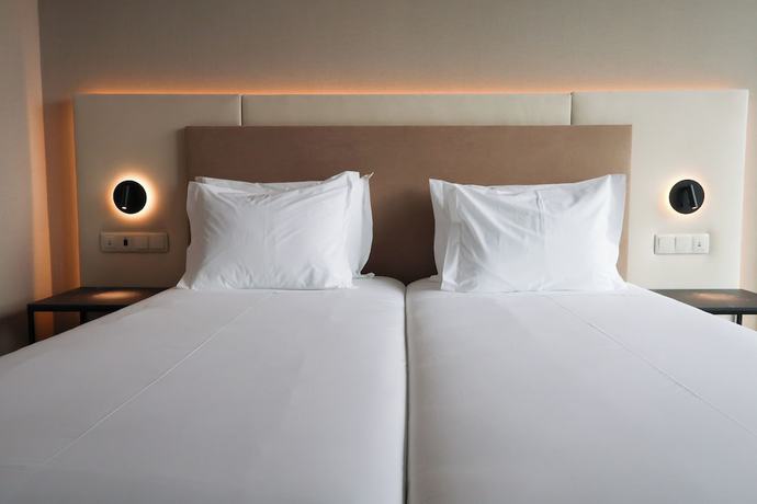 Imagen de la habitación del Hotel Oporto Fly. Foto 8