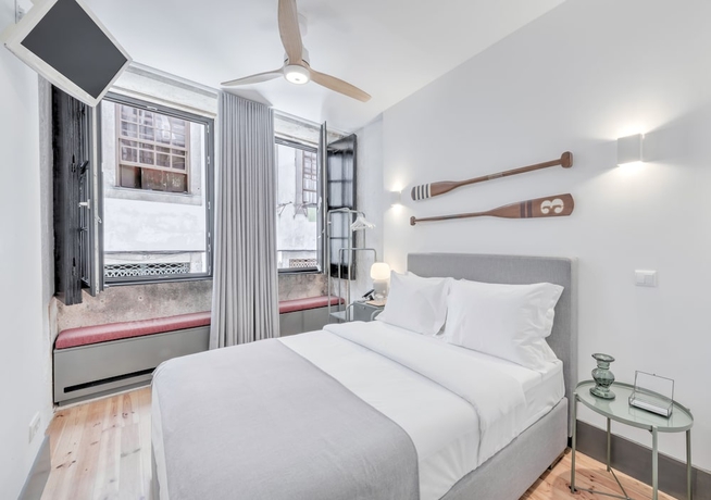 Imagen de la habitación del Hotel Oporto Street Fonte Taurina. Foto 9